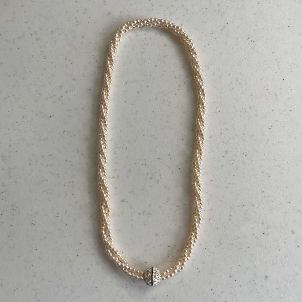 Faux Pearl Triple Wrap Necklace w/ Magnetic Silver-tone‎ Center Clasp